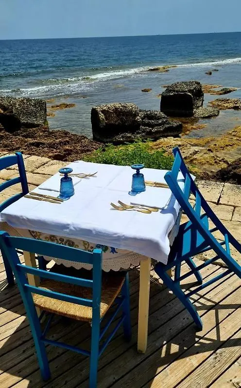 Dimora Dell'Ozio In Riva Al Mare Villa Marzamemi Italy